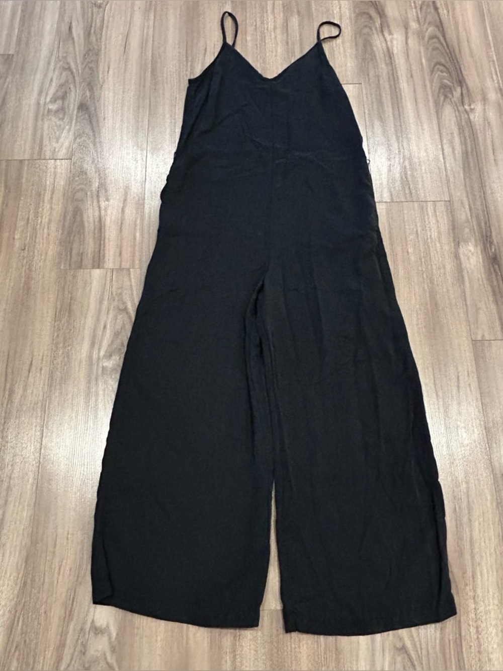 Aritzia Wilfred Free Wide Leg Sleeveless Jumpsuit Black